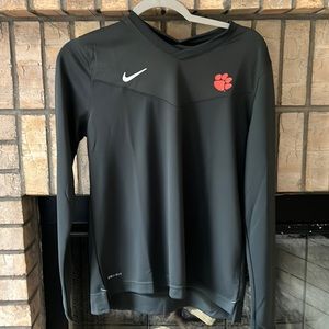Nike v neck long sleeve